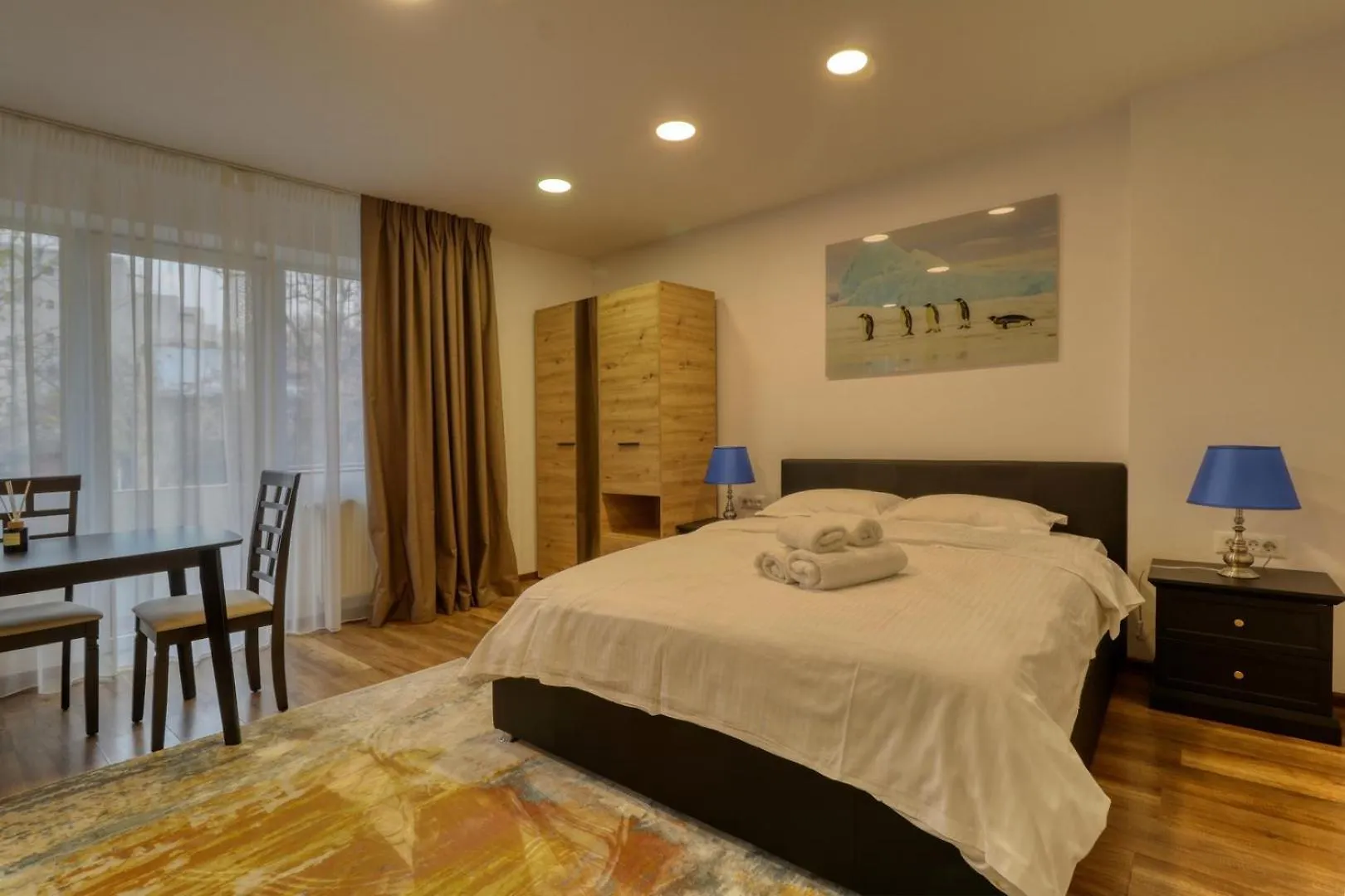 2 Hidden Gems - All U Need - By Uni88 Apartments Bucharest